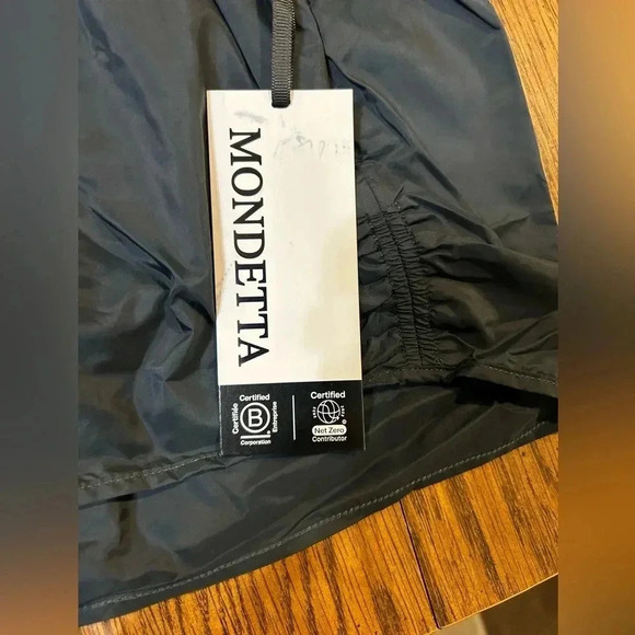 MONDETTA STUDIO BlackSmocked Waist Shorts. Women’s Size XS NWTS - Picture 3 of 6